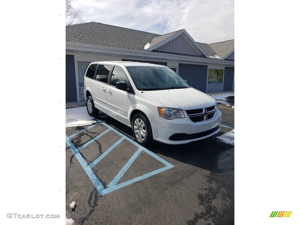 2016 Grand Caravan SE - Bright White / Black/Light Graystone photo #1
