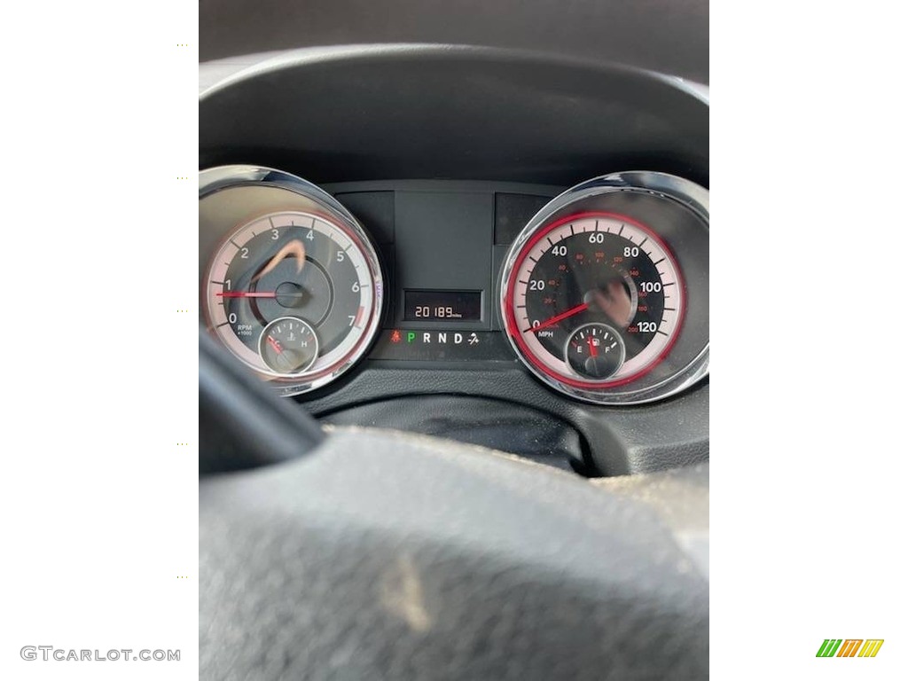2016 Grand Caravan SE - Bright White / Black/Light Graystone photo #5