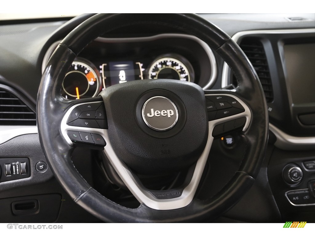 2018 Cherokee Latitude Plus 4x4 - Rhino / Black photo #7