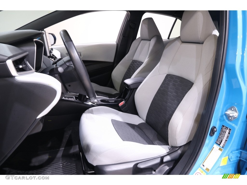 2019 Corolla Hatchback SE - Blue Flame / Black photo #5
