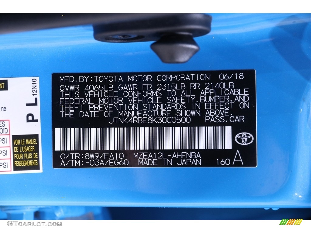 2019 Corolla Hatchback SE - Blue Flame / Black photo #18