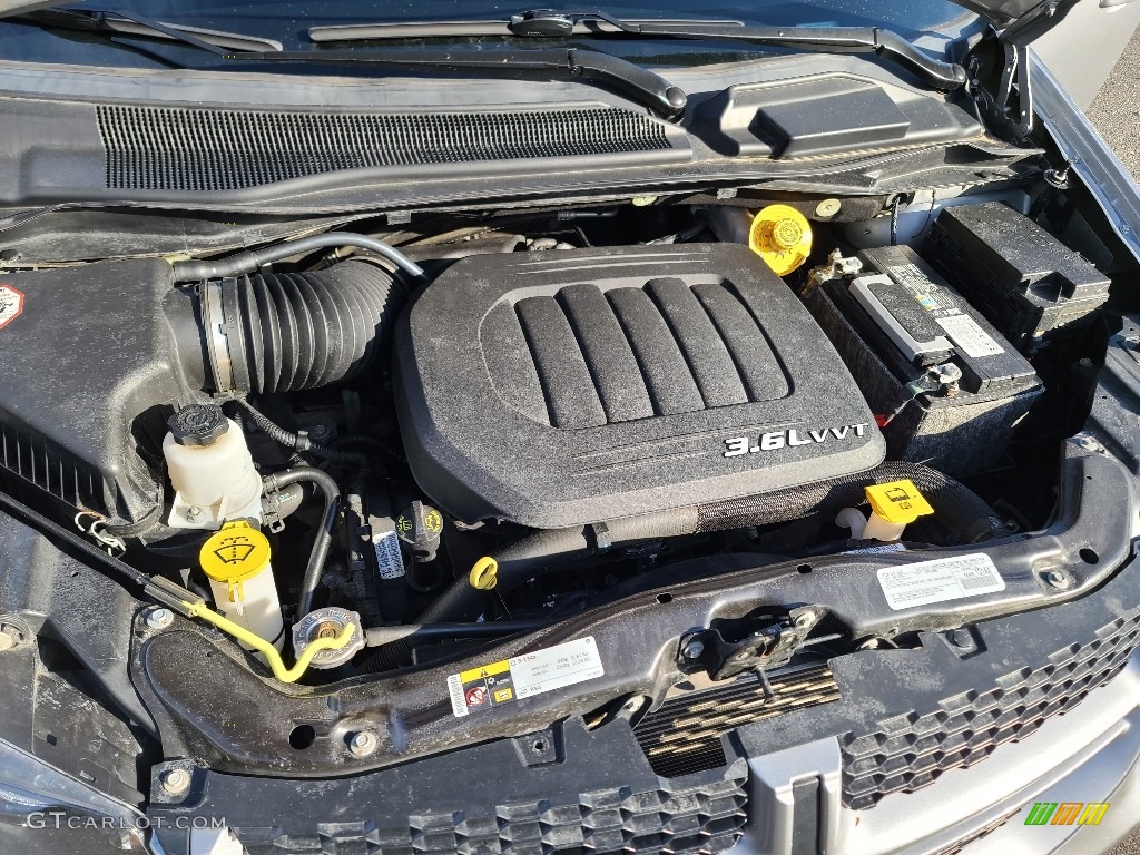 2018 Dodge Grand Caravan GT Engine Photos