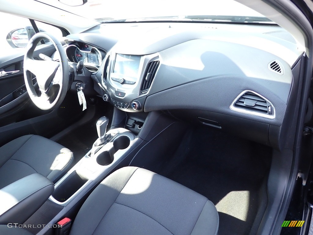 2017 Cruze LT - Mosaic Black Metallic / Jet Black photo #16