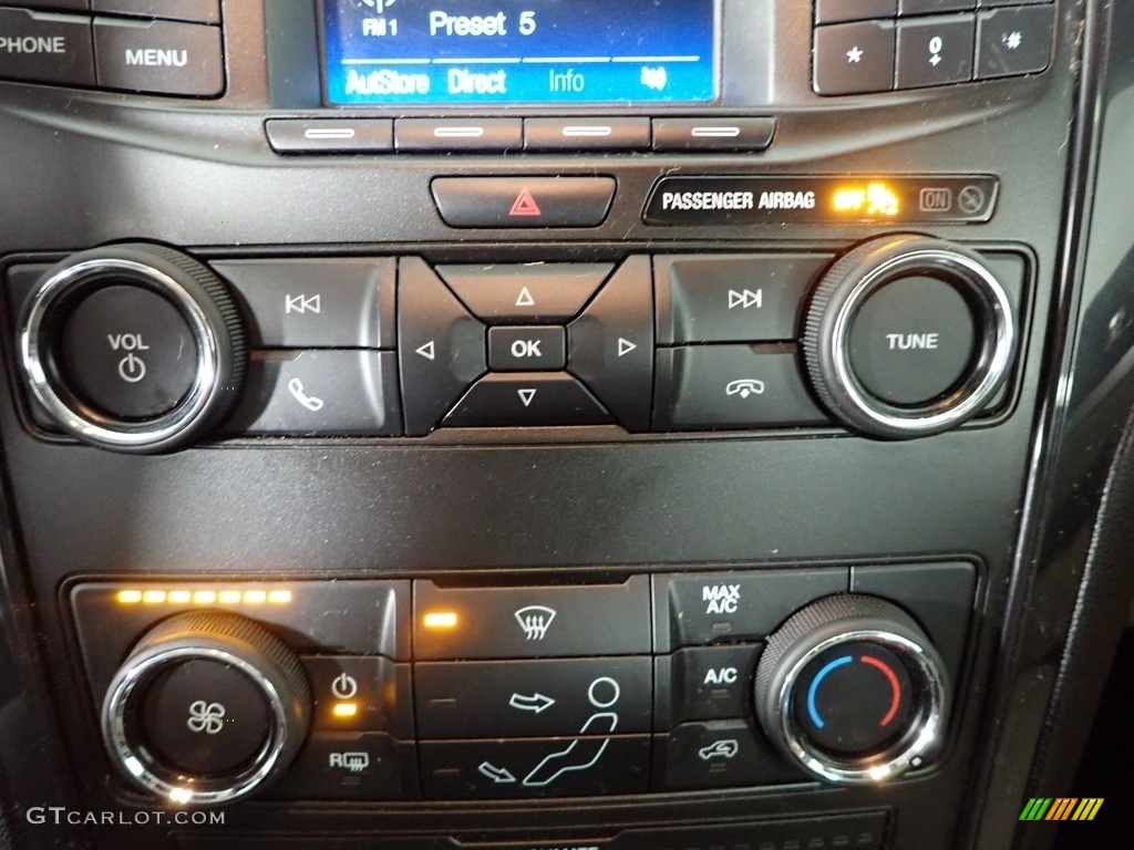 2018 Explorer 4WD - Shadow Black / Medium Stone photo #22