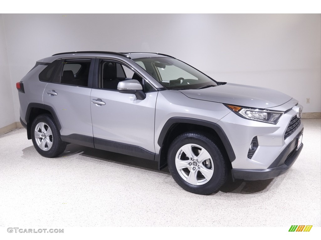 2019 RAV4 XLE - Silver Sky Metallic / Black photo #1
