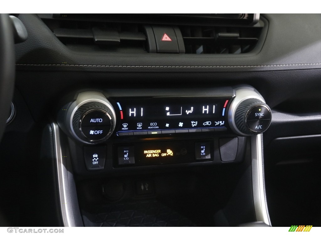 2019 RAV4 XLE - Silver Sky Metallic / Black photo #12