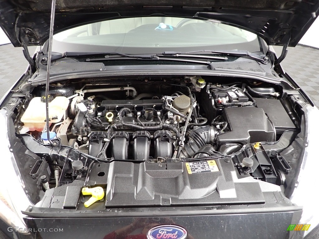 2015 Focus SE Sedan - Tuxedo Black Metallic / Medium Light Stone photo #5