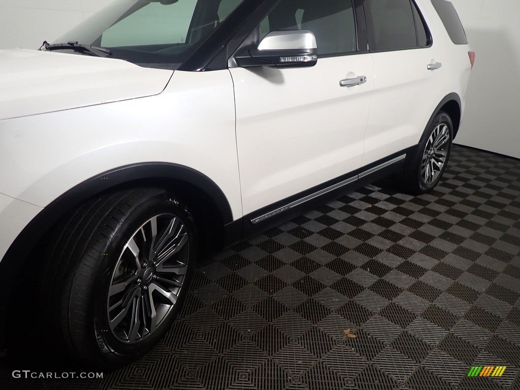 2019 Explorer Platinum 4WD - White Platinum / Medium Black photo #12