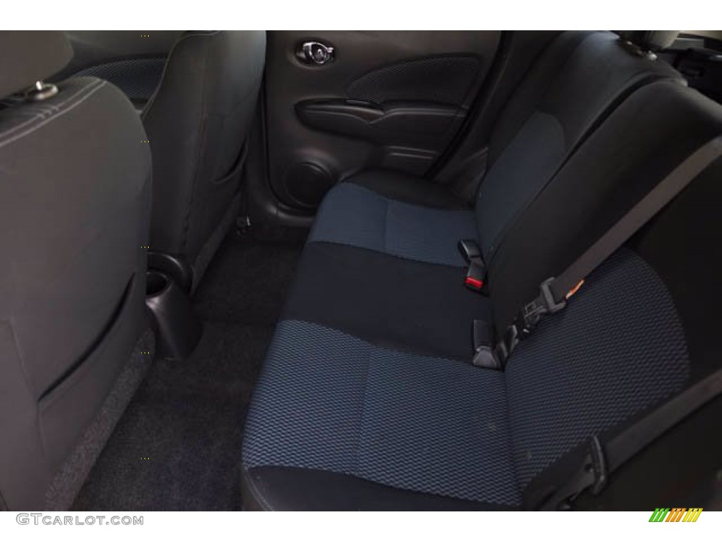2014 Versa Note SV - Aspen White / Charcoal photo #4