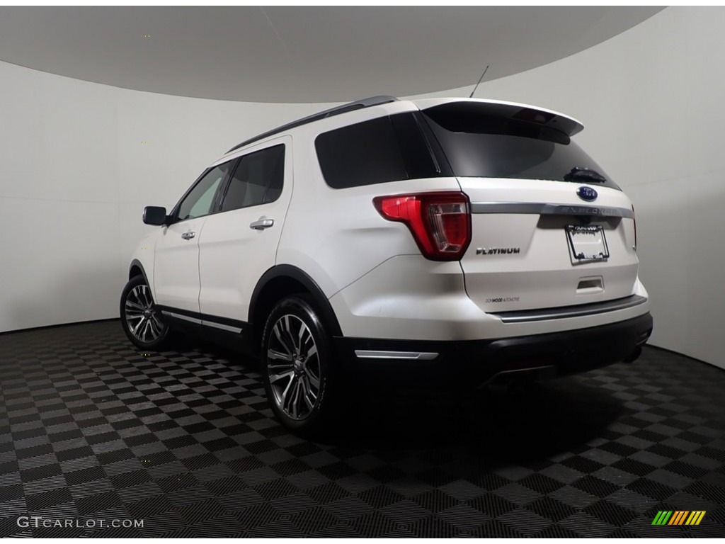 2019 Explorer Platinum 4WD - White Platinum / Medium Black photo #13