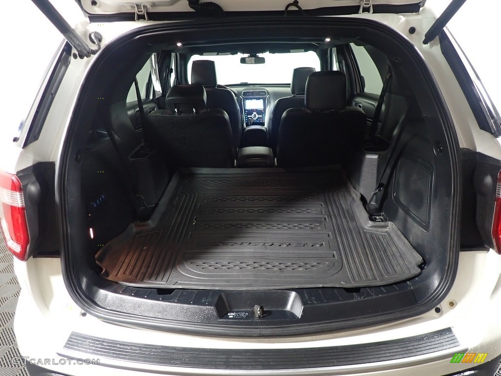 2019 Explorer Platinum 4WD - White Platinum / Medium Black photo #18