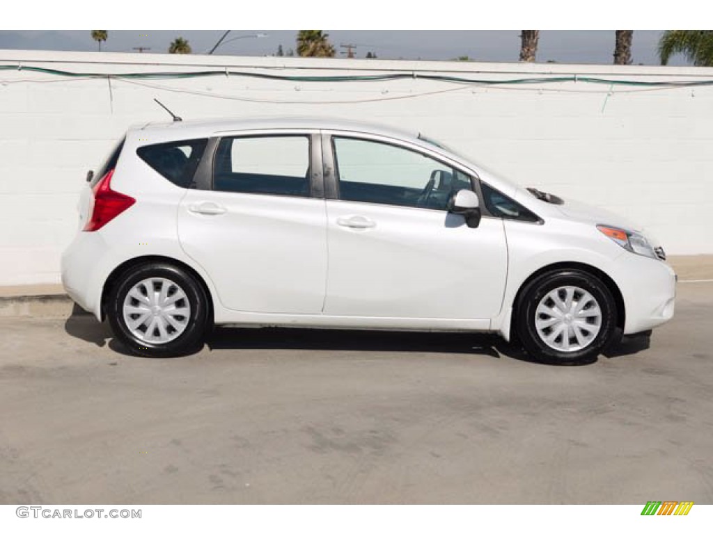2014 Versa Note SV - Aspen White / Charcoal photo #10