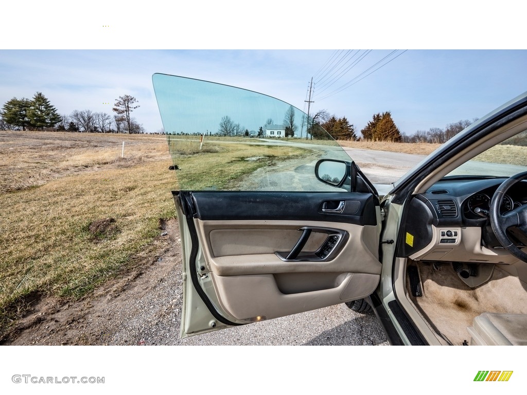2007 Outback 2.5i Wagon - Champagne Gold Opal / Taupe Leather photo #20
