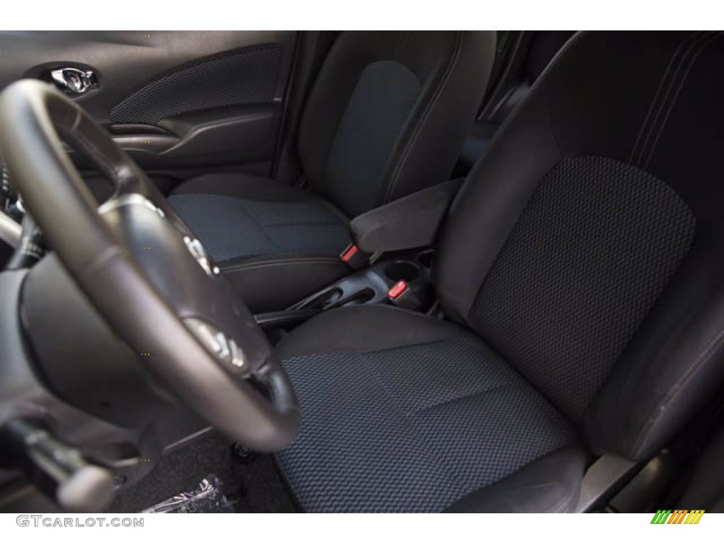 2014 Versa Note SV - Aspen White / Charcoal photo #12