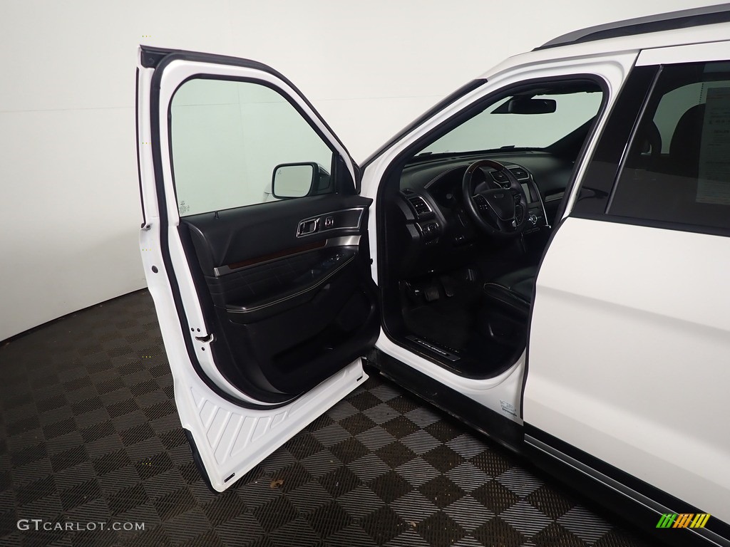 2019 Explorer Platinum 4WD - White Platinum / Medium Black photo #23