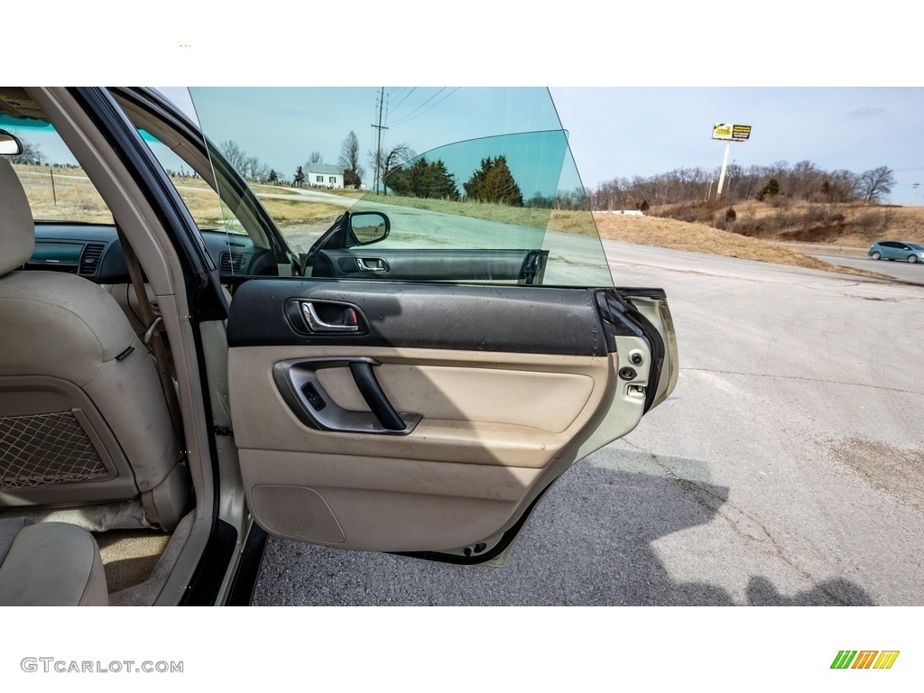 2007 Outback 2.5i Wagon - Champagne Gold Opal / Taupe Leather photo #24