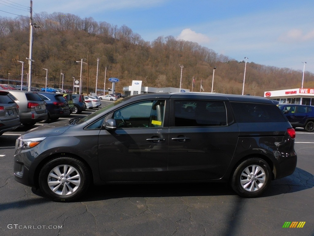 2018 Sedona LX - Platinum Graphite / Camel Beige photo #6