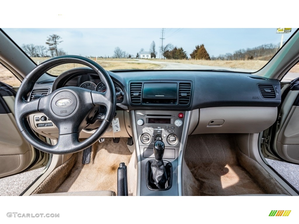 2007 Outback 2.5i Wagon - Champagne Gold Opal / Taupe Leather photo #29