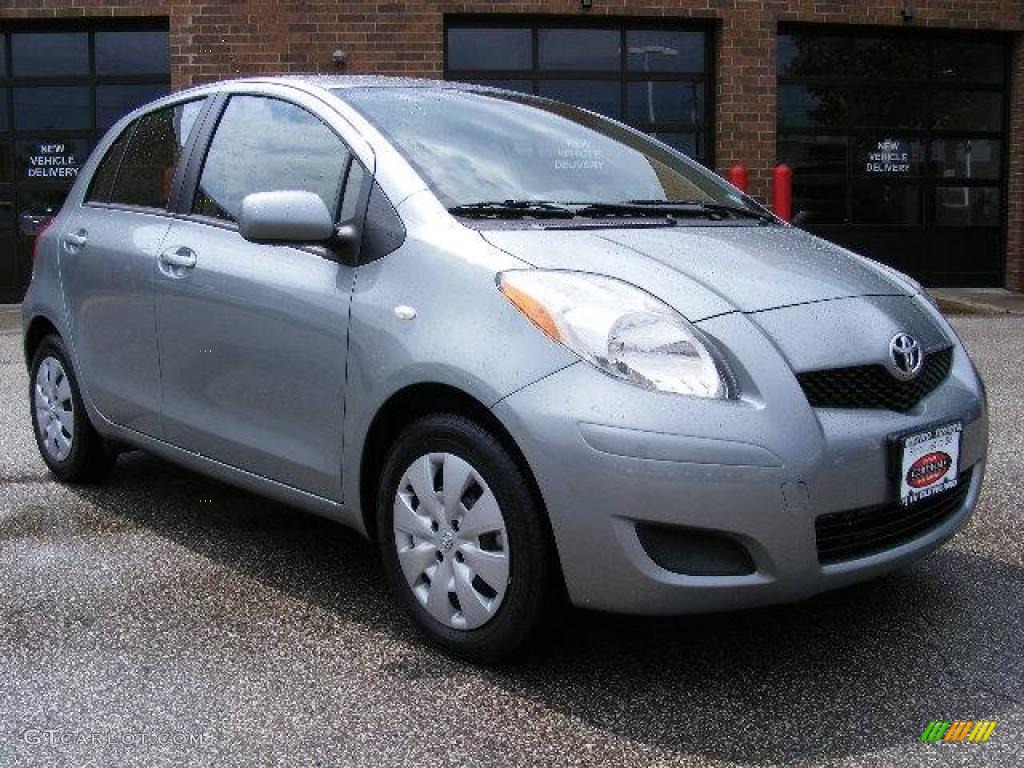 2009 Yaris 5 Door Liftback - Meteorite Metallic / Dark Charcoal photo #1