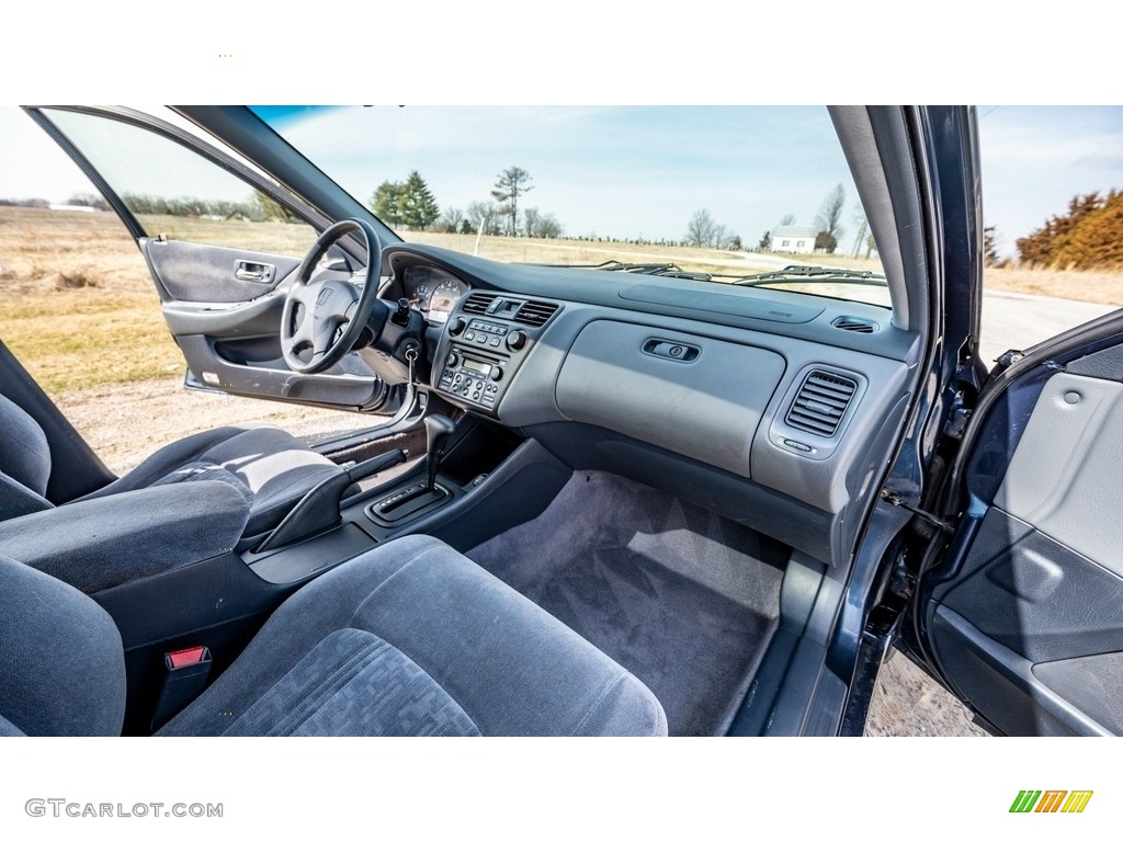 2000 Honda Accord EX Sedan Quartz Dashboard Photo #143888667