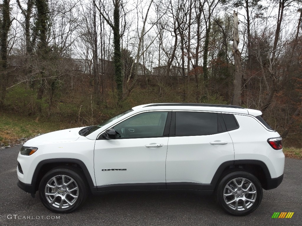 Bright White 2022 Jeep Compass Latitude Lux 4x4 Exterior Photo #143890383