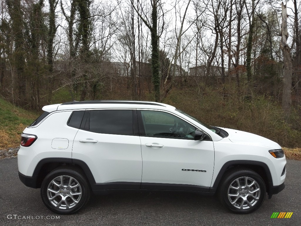 Bright White 2022 Jeep Compass Latitude Lux 4x4 Exterior Photo #143890479