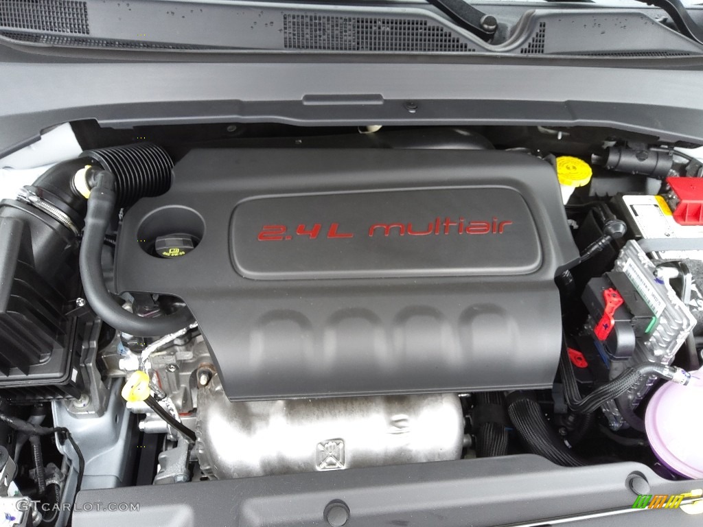 2022 Jeep Compass Latitude Lux 4x4 2.4 Liter SOHC 16-Valve VVT MultiAir 4 Cylinder Engine Photo #143890560