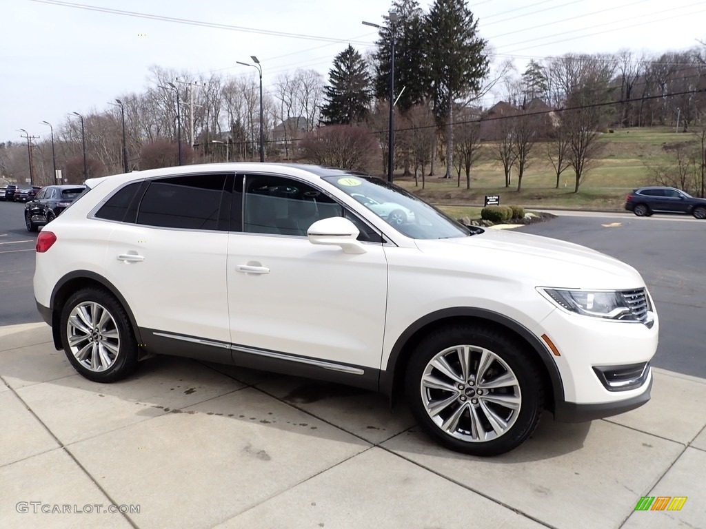 White Platinum 2016 Lincoln MKX Reserve AWD Exterior Photo #143893182