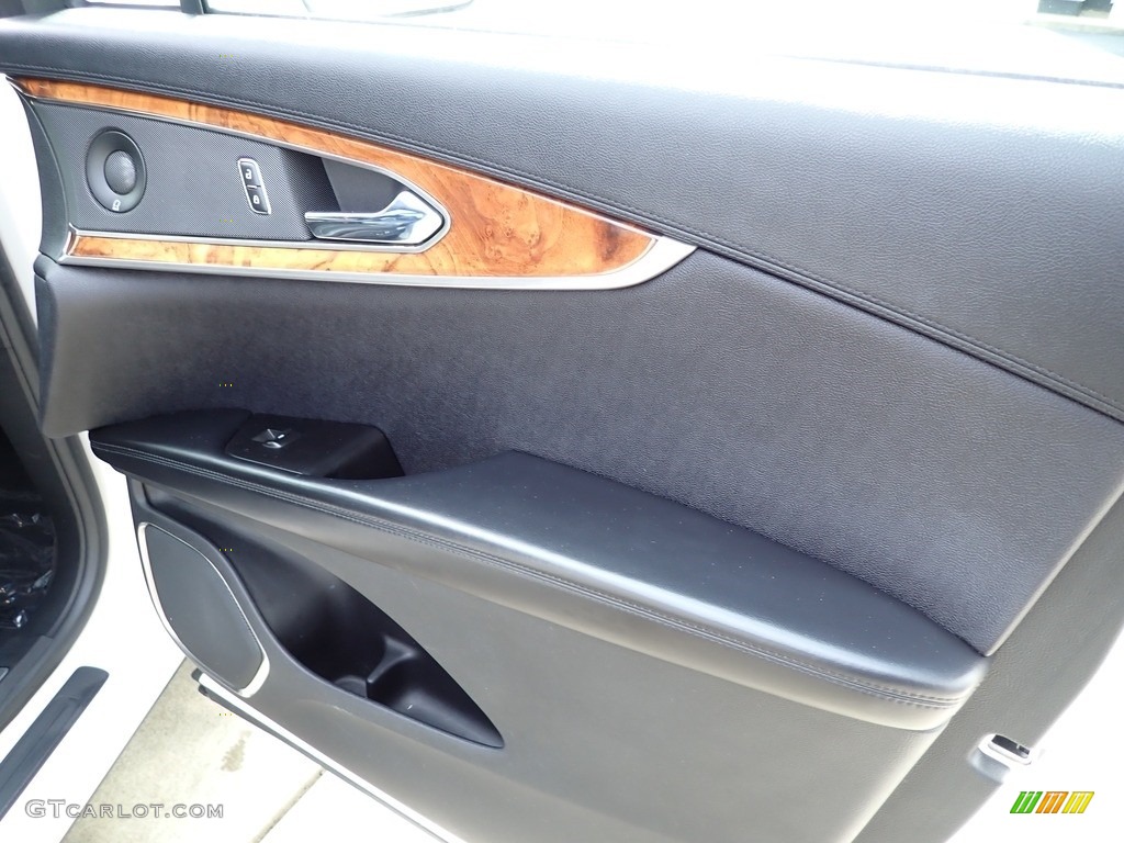 2016 Lincoln MKX Reserve AWD Ebony Door Panel Photo #143893200