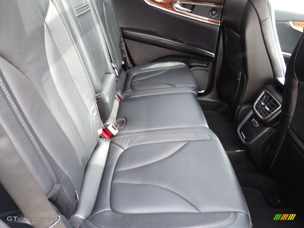 2016 Lincoln MKX Reserve AWD Rear Seat Photo #143893203