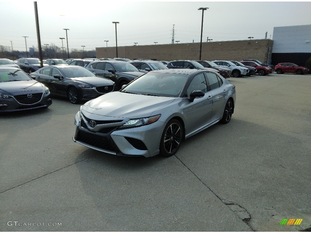 2019 Camry XSE - Celestial Silver Metallic / Red photo #1