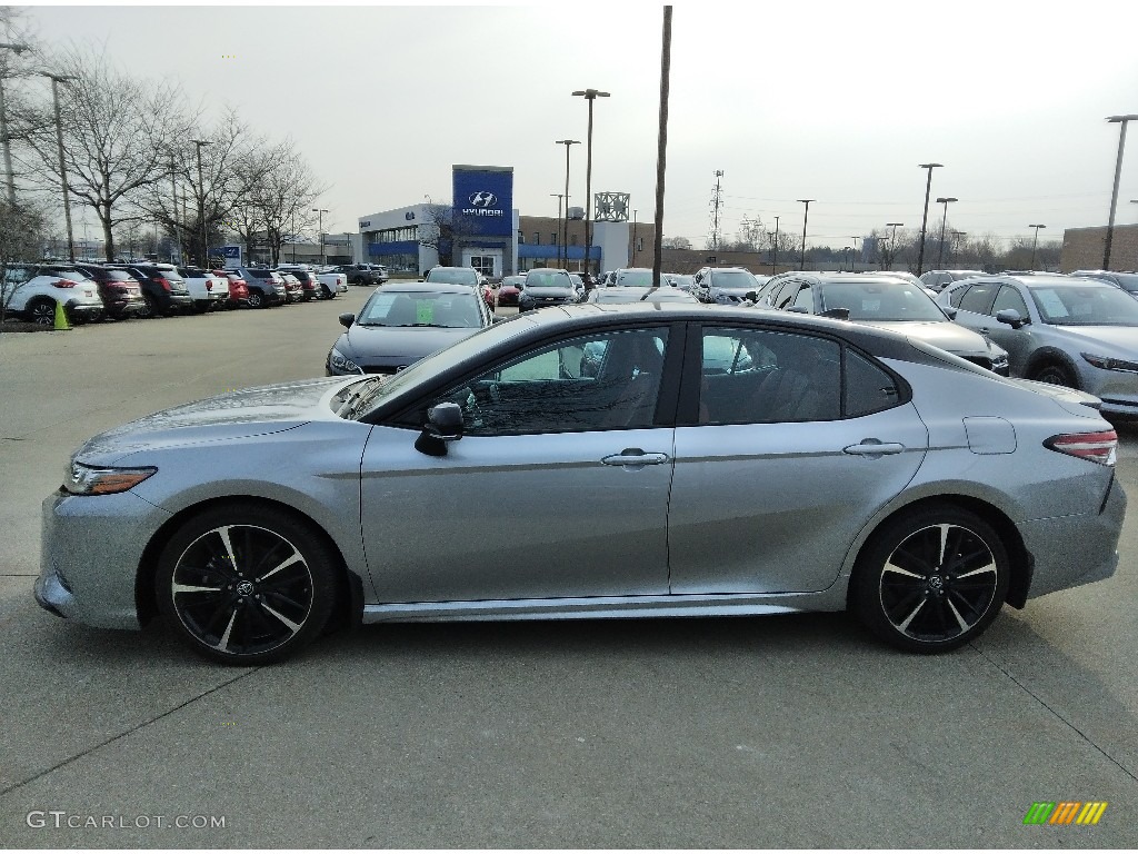 2019 Camry XSE - Celestial Silver Metallic / Red photo #2