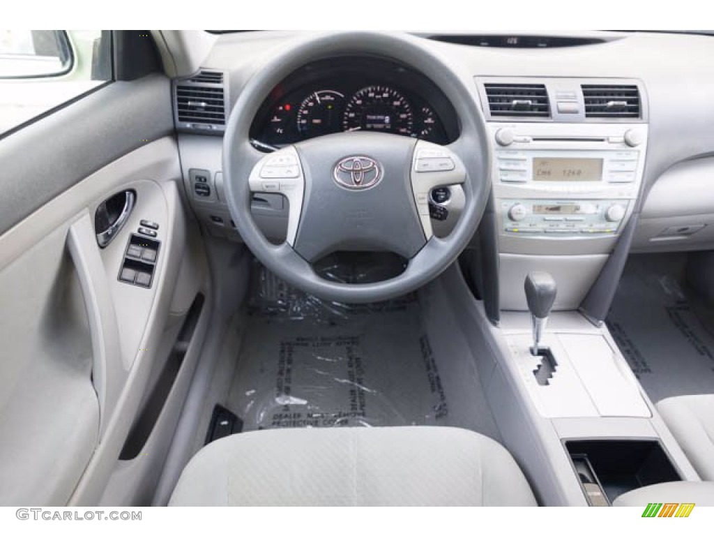 2009 Camry Hybrid - Aloe Green Metallic / Ash photo #5