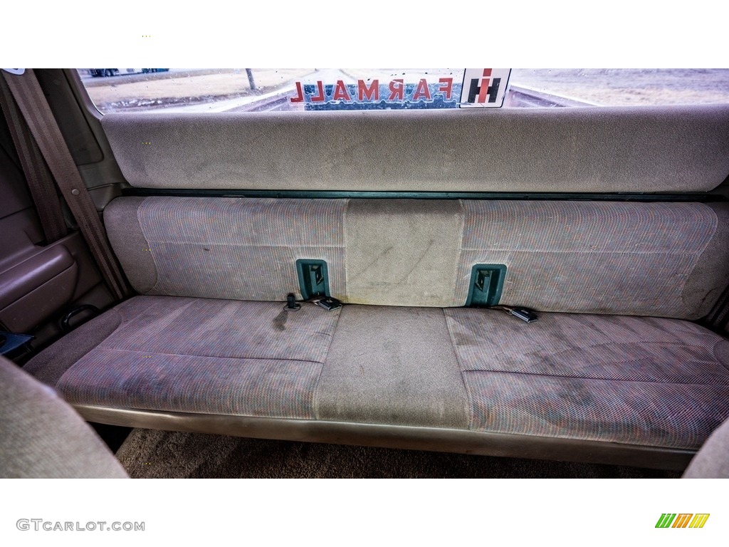 1997 Ford F250 XLT Extended Cab 4x4 Rear Seat Photo #143903197