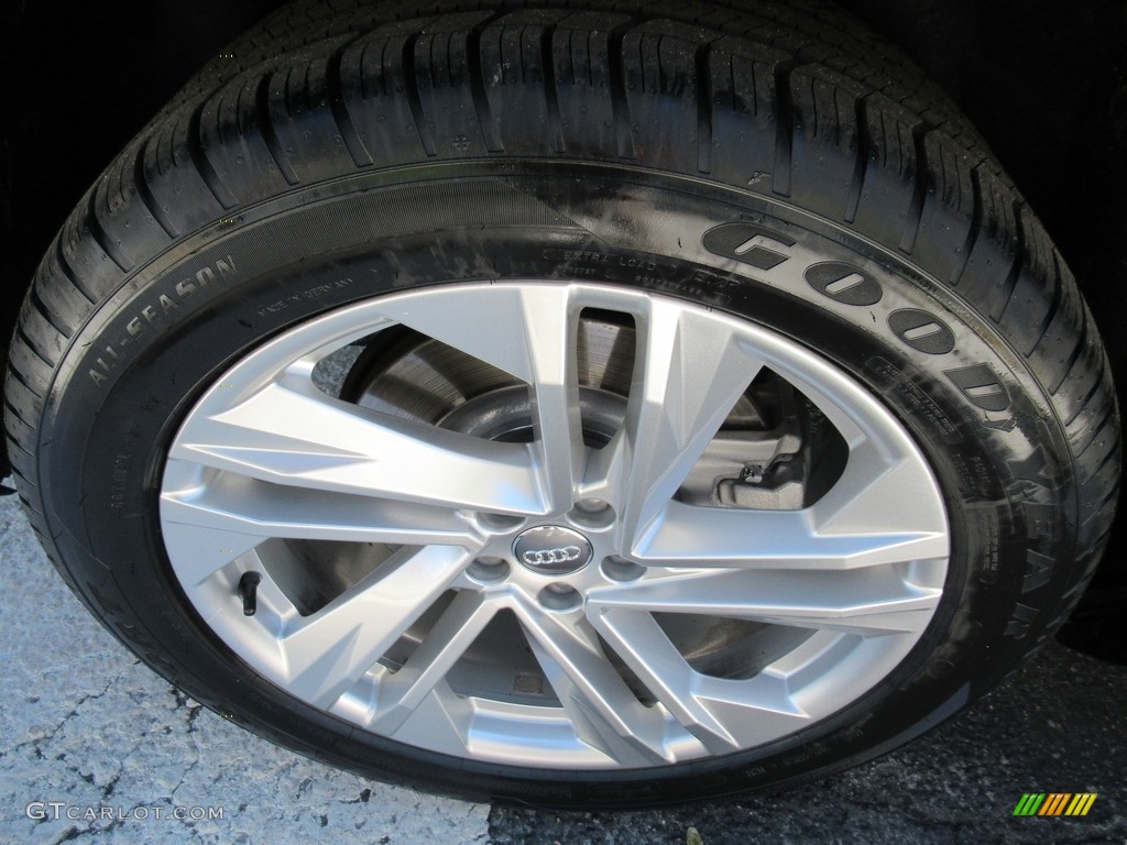 2020 Audi Q7 55 Premium Plus quattro Wheel Photos
