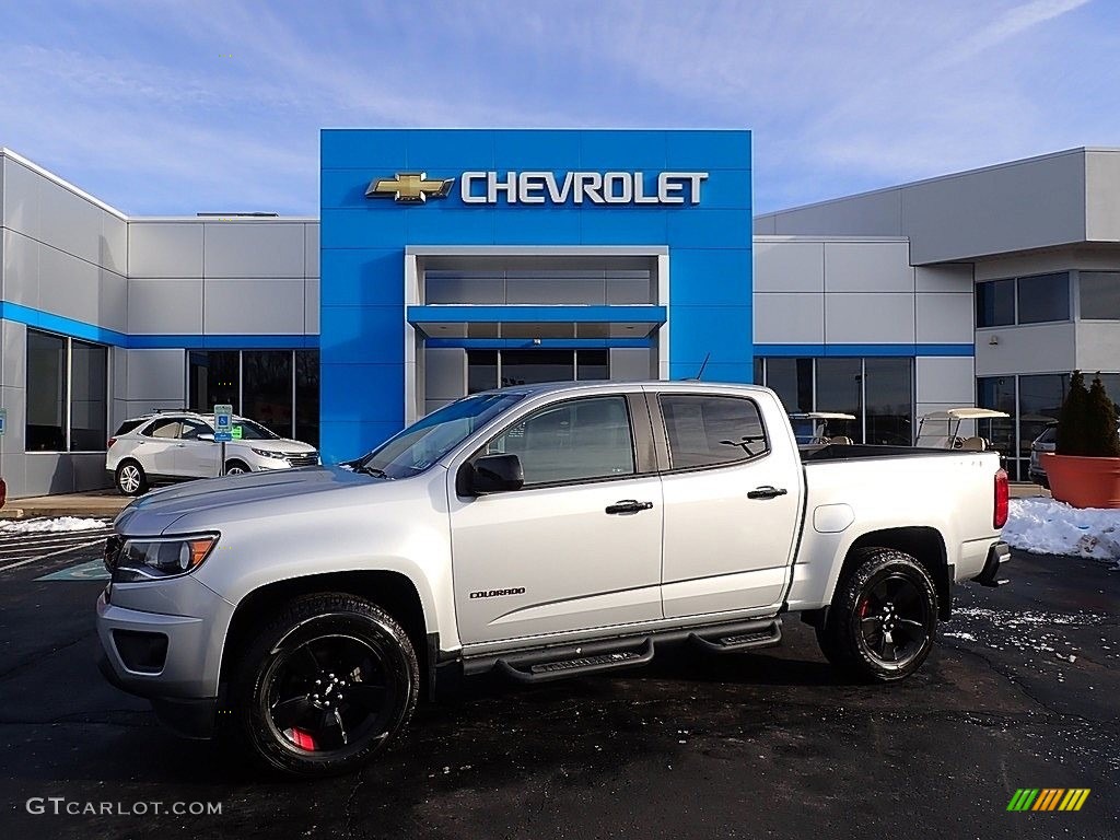 Silver Ice Metallic Chevrolet Colorado