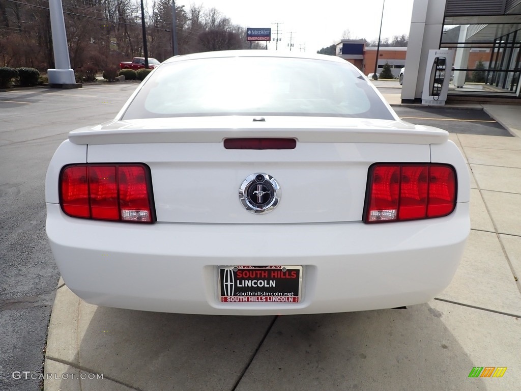 2009 Mustang V6 Premium Coupe - Performance White / Dark Charcoal photo #4