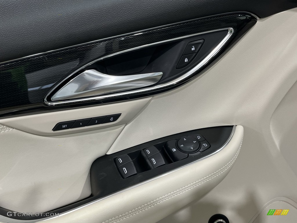 2022 Envision Essence - Summit White / Whisper Beige w/Ebony Accents photo #22