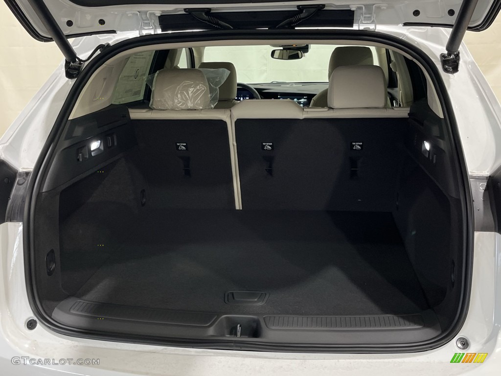 2022 Envision Essence - Summit White / Whisper Beige w/Ebony Accents photo #24