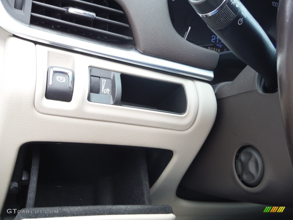 2015 XTS Sedan - Radiant Silver Metallic / Shale/Cocoa photo #15