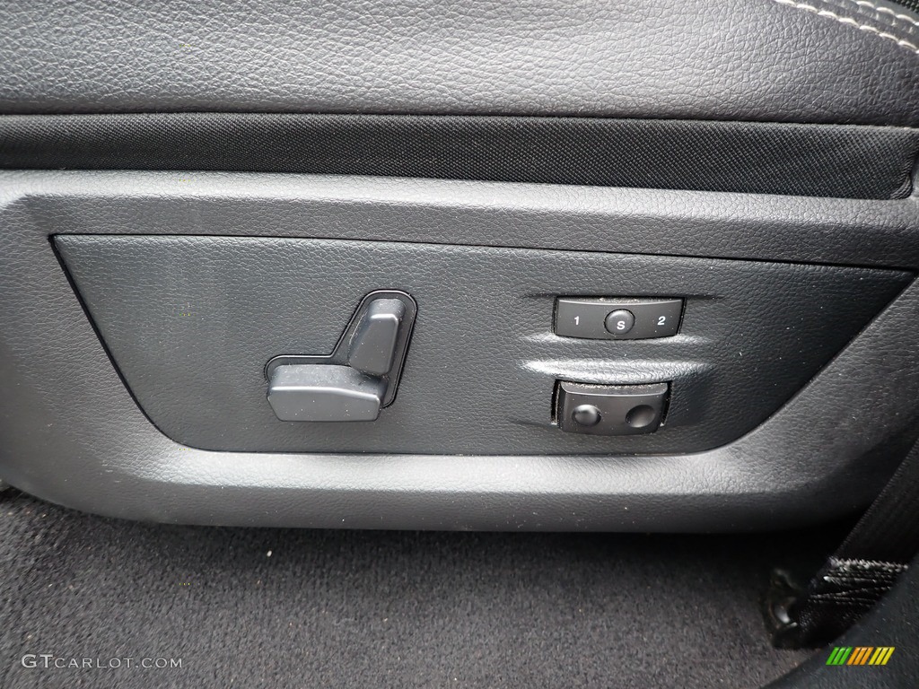 Black Interior 2016 Ram 2500 Laramie Mega Cab 4x4 Photo #143912201