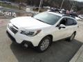 Crystal White Pearl - Outback 2.5i Premium Photo No. 12