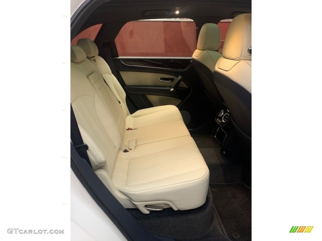2019 Bentley Bentayga V8 Rear Seat Photo #143913749