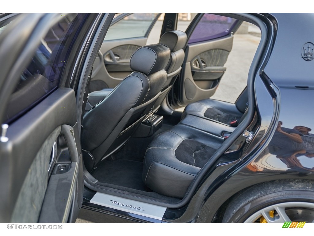 2011 Maserati Quattroporte Sport GT S Rear Seat Photo #143914907