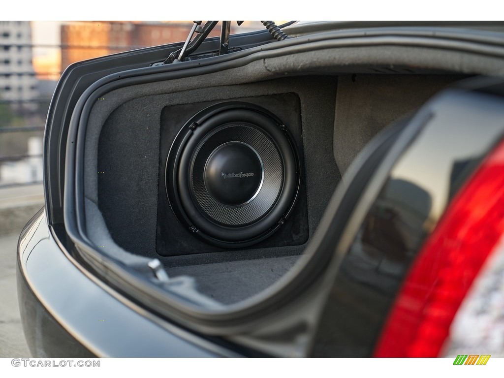 2011 Maserati Quattroporte Sport GT S Audio System Photo #143914958