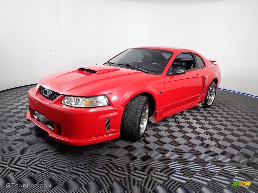 2002 Mustang GT Coupe - Torch Red / Dark Charcoal photo #3