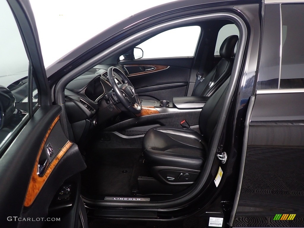 Ebony Interior 2019 Lincoln Nautilus Select AWD Photo #143921903