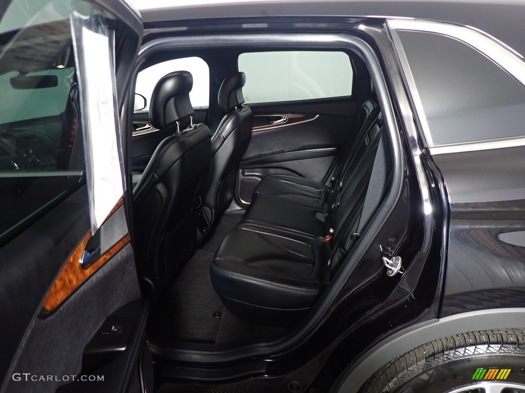 Ebony Interior 2019 Lincoln Nautilus Select AWD Photo #143922176