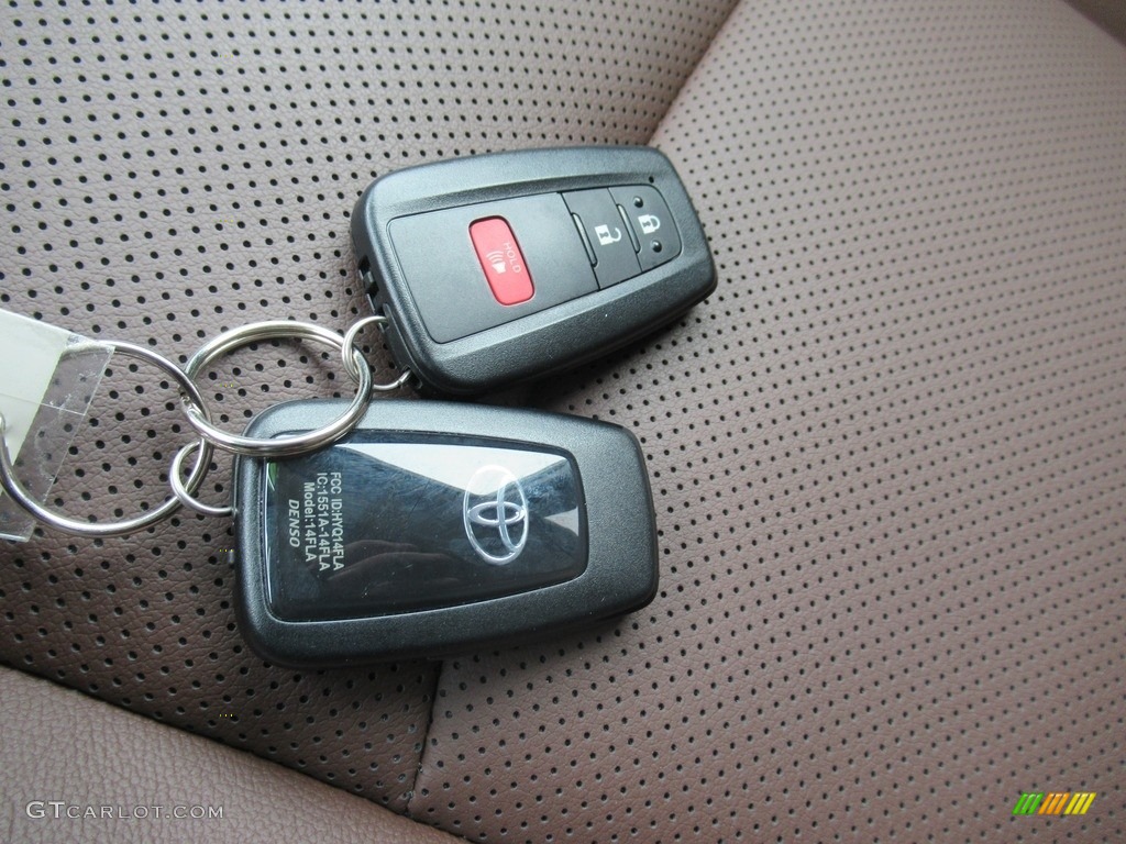 2022 Toyota 4Runner Limited 4x4 Keys Photo #143922722