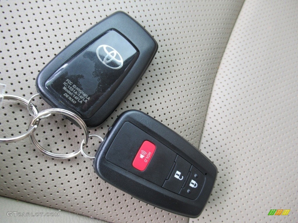 2022 Toyota 4Runner Limited 4x4 Keys Photo #143923943